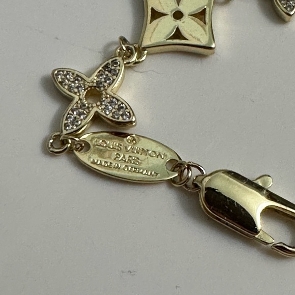 Louis Vuitton Gold Charm Bracelet - Picture 4 of 8